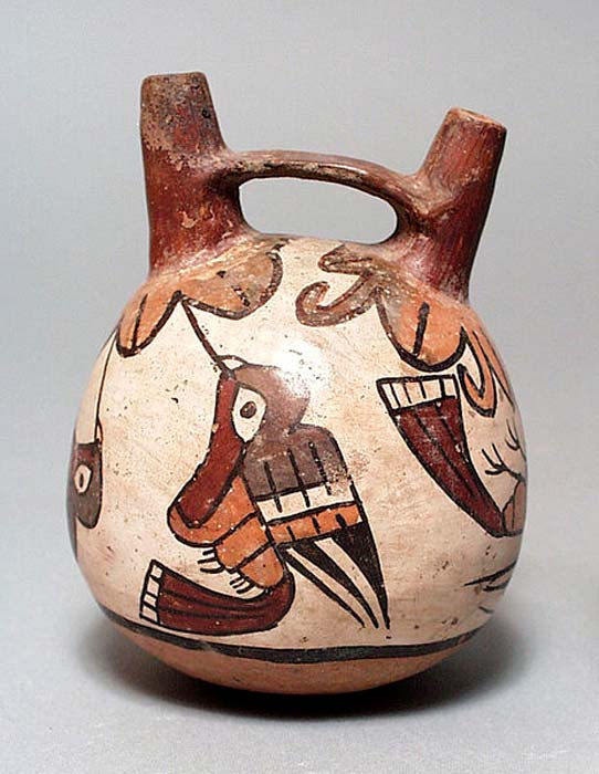 Doppelter Ausguss und Brückengefäß mit typischem Nazca-Design. Peru, Südküste, Nazca, 100 v. Chr. - 700 n. Chr