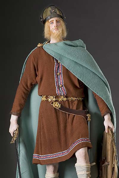 Historische Mixed-Media-Figur von Alfred dem Großen, produziert vom Künstler/Historiker George S Stuart und fotografiert von Peter d'Aprix.