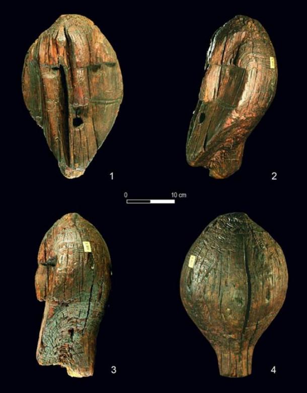 Kopf des Shigir-Idols, der ältesten bekannten Holzskulptur der Welt.