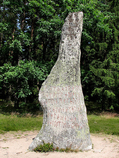 Der Runenstein von Björketorp