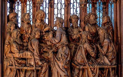 Das Heilige Blut reredos in der Stadtkirche St. James, hergestellt von 1500 bis 1505 (CC BY-SA 3.0)