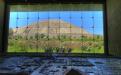 Pyramide der Sonne und der Teotihuacán Diorama im Teotihuacan Museum. (CC BY-SA 3.0)