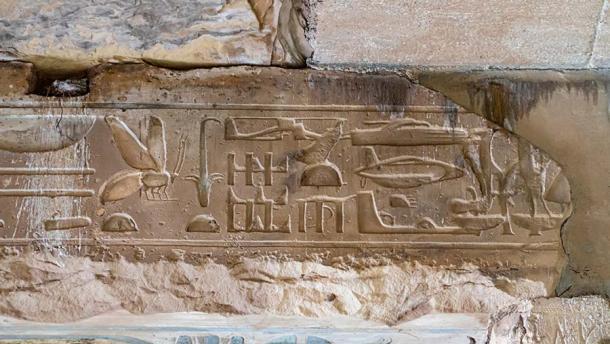 Die Abydos-Inschriften werden auch als Helikopter-Hieroglyphen bezeichnet