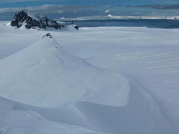 Der Aheloy Nunatak, eine natürliche Formation
