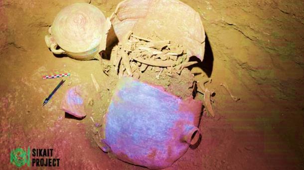 Ausgrabungen in den römischen Smaragdminen von Sikait in der östlichen Wüste Ägyptens haben mehr über die Minen und das Nomadenvolk, das sie vor dem Untergang des Weströmischen Reiches übernommen hatte, ans Licht gebracht.