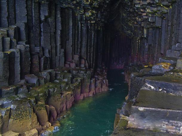 Basaltsäulen in Fingal's Cave