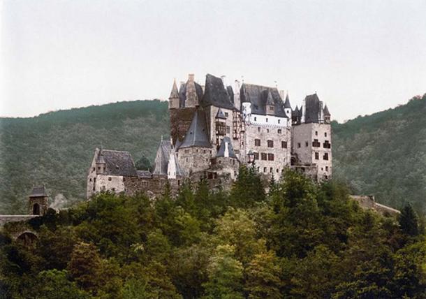 Schloss Eltz im Jahre 1900