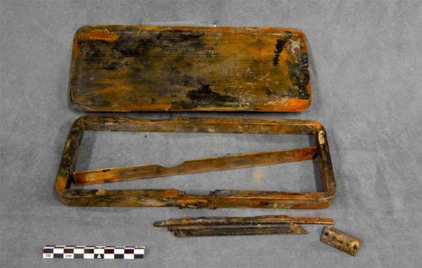 Unterwasserarchäologen fanden im Wrack der HMS Erebus ein Federmäppchen