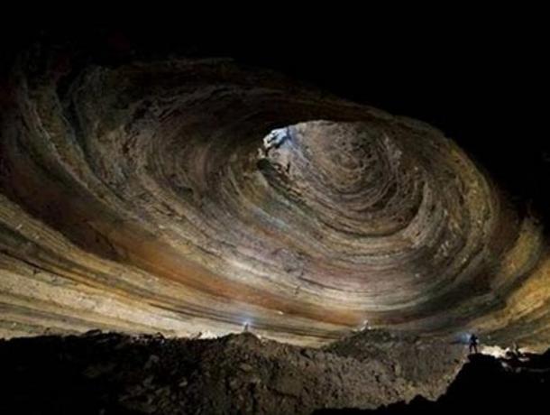 Im Inneren der Krubera-Höhle, Georgien.