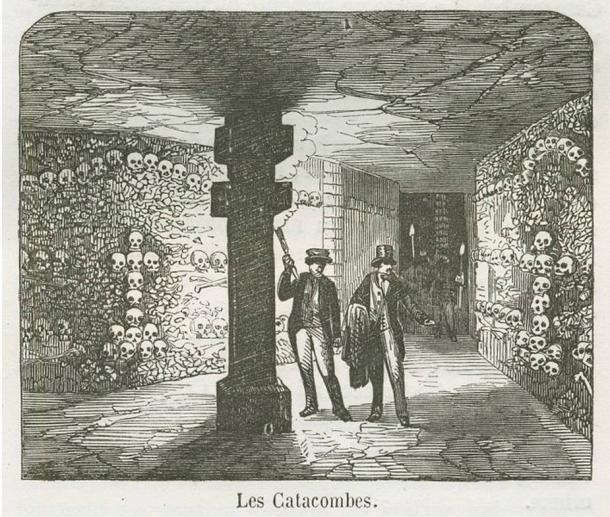Ein Blick ikn die Katakomben unter Paris. Die Katakomben sind eine große Sammlung von Knochen und Beinhäusern unter der Stadt. Kupferstich, 1855. Public Domain