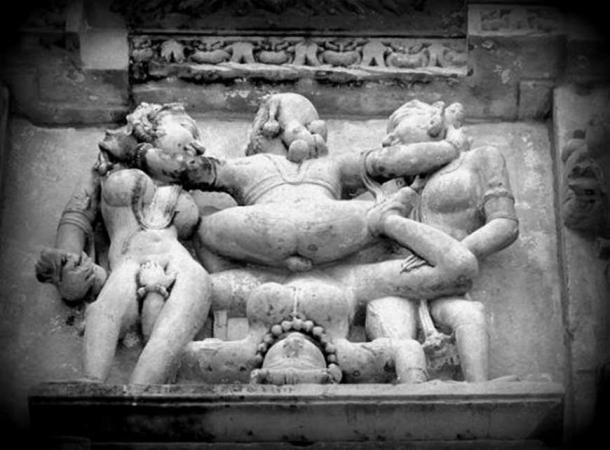Explizite Skulpturen im Khajuraho-Tempel