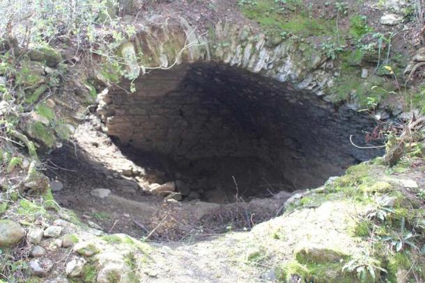 Ein weiterer Teil der Kolosseum-Ruinen, die kürzlich in Mastaura in der Türkei entdeckt wurden.