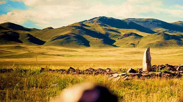 Die Landschaft um den ersten Arzhan-Kurgan in der Republik Tuwa, Südsibirien, Russland.