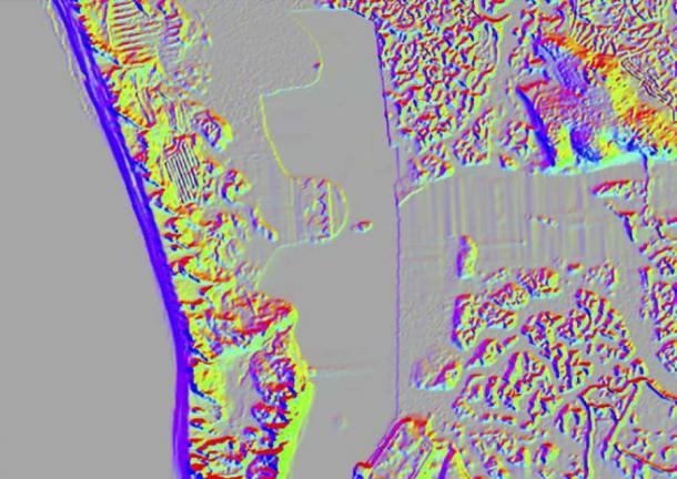 Das LiDAR-Bild zeigt eine rechteckige Struktur unter Wasser, bei der es sich nach Ansicht von Experten um den Tempel des Herkules Gaditanus handeln könnte. 