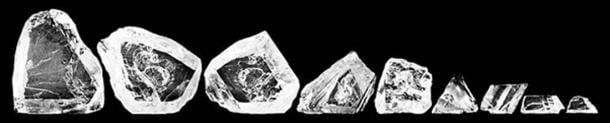 Neun vom ursprünglichen Diamanten abgespaltene Steine