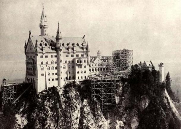 Neuschwanstein im Bau. (Foto c. 1882-85)
