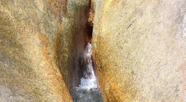 Die Felsformation der Oma (Yai) in Thailand