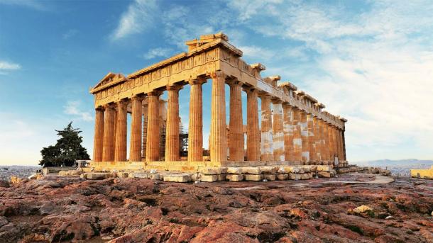 So sieht der Parthenon auf der Akropolis in Athen, Griechenland, im Wirklichkeit aus.