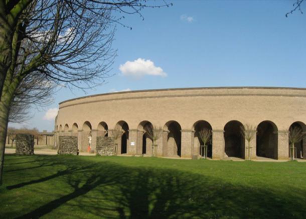 Rekonstruiertes Amphitheater des Archäologischen Parks Xanten