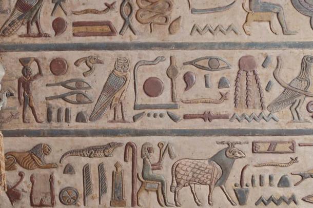 Die Restaurierungsarbeiten am Esna-Tempel wurden mit großer Sorgfalt durchgeführt und erweckten im wahrsten Sinne des Wortes alte Werke wieder zum Leben.
