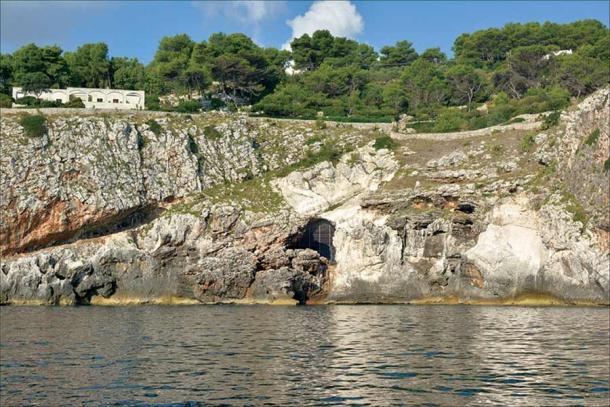 Eingang zur Grotta Romanelli