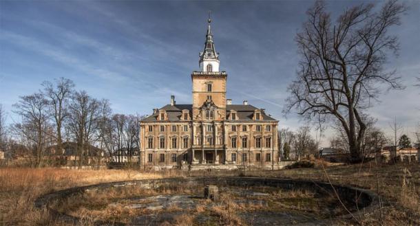 Schloss Hochberg in Roztoka, Polen