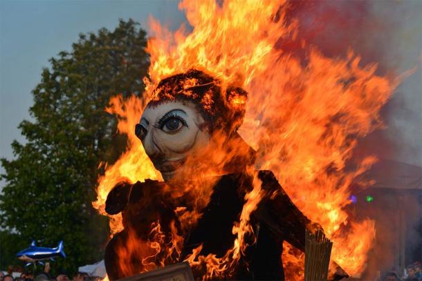 Walpurgisnacht, Hexenverbrennung 