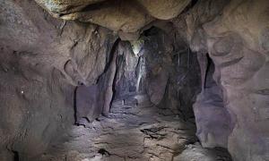 40.000 Jahre alte Geheimkammer in Gorhams Höhlenkomplex entdeckt