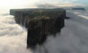 Mount Roraima befindet sich 2700 Meter über den Boden.