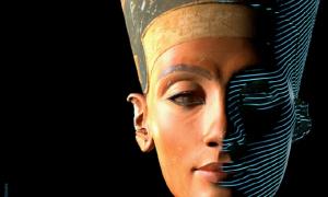 Stillstand über 3D- Nofretete - Bust aufgelöst