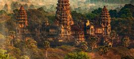 Geheimnisvolle und spektakuläre Architektur in Angkor Wat