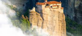 Meteora ist nach dem berühmten Berg Athos die zweitgrößte und bedeutendste Klosteranlage in Griechenland.