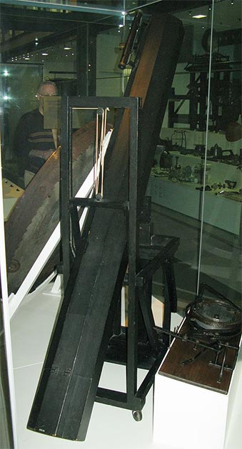 Ein Teleskop, das William für Caroline Herschel gebaut hat